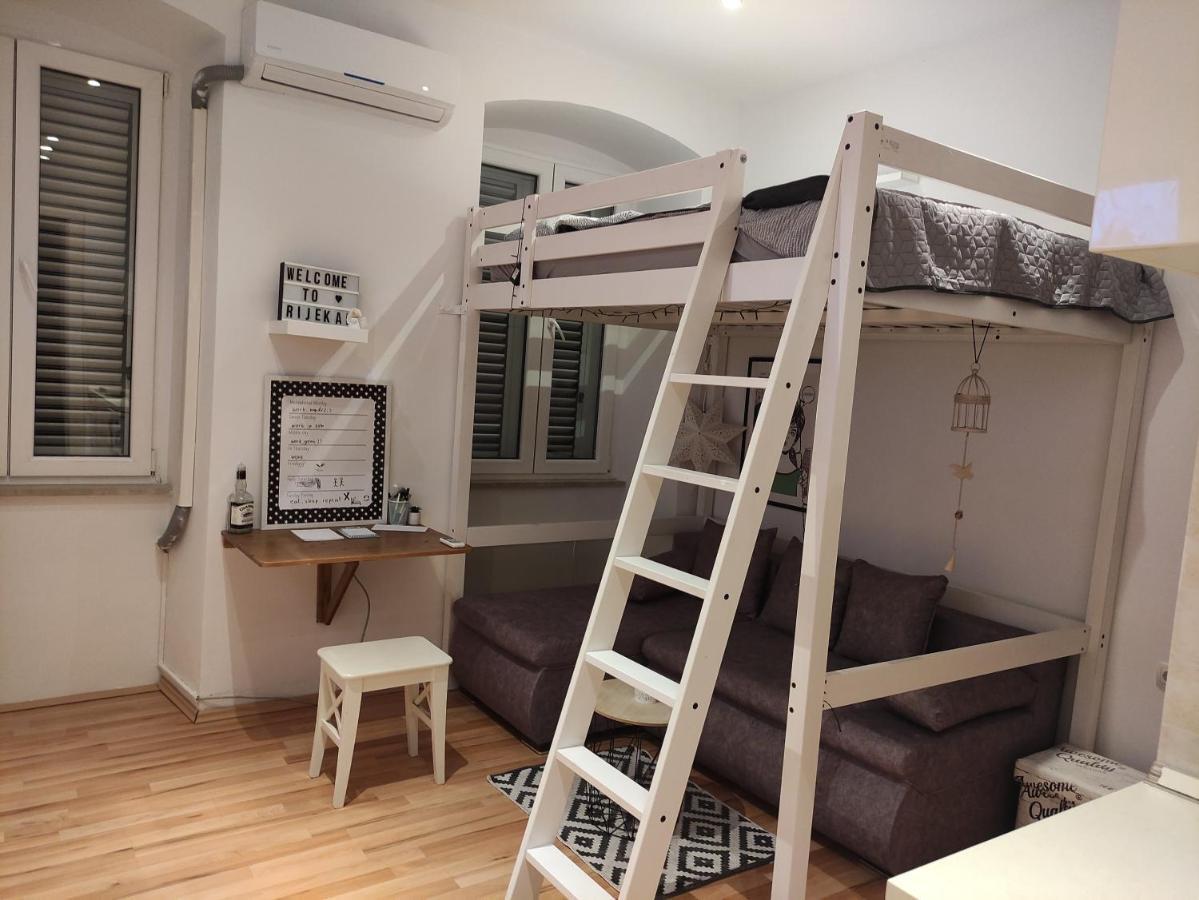 Studio Apartment Kontiki Ριέκα Εξωτερικό φωτογραφία