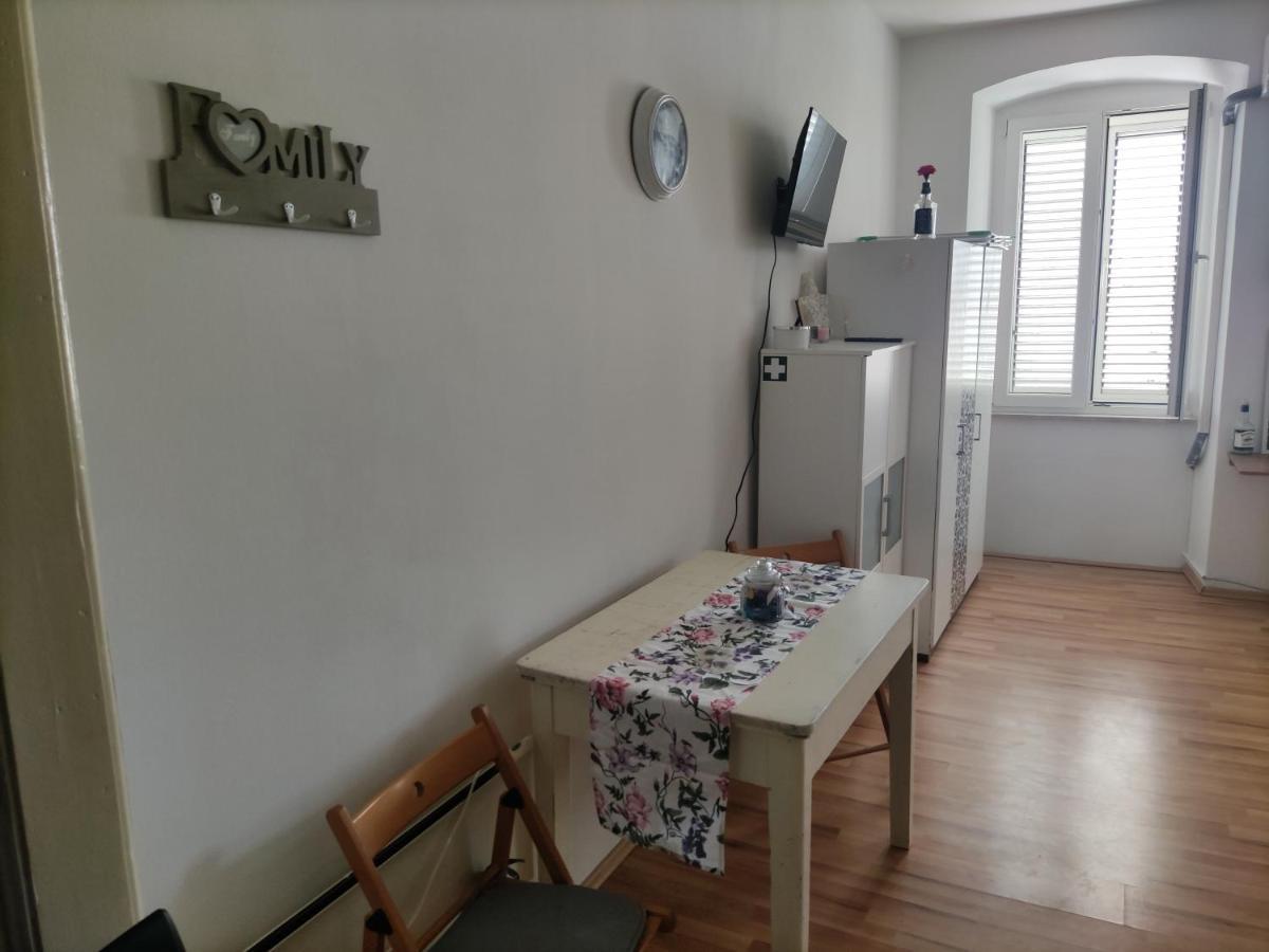 Studio Apartment Kontiki Ριέκα Εξωτερικό φωτογραφία