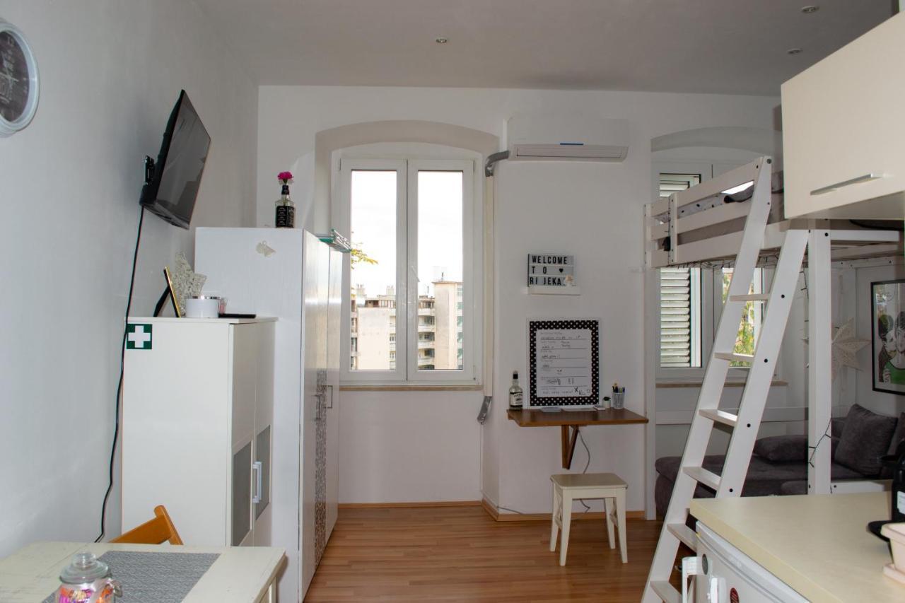 Studio Apartment Kontiki Ριέκα Εξωτερικό φωτογραφία